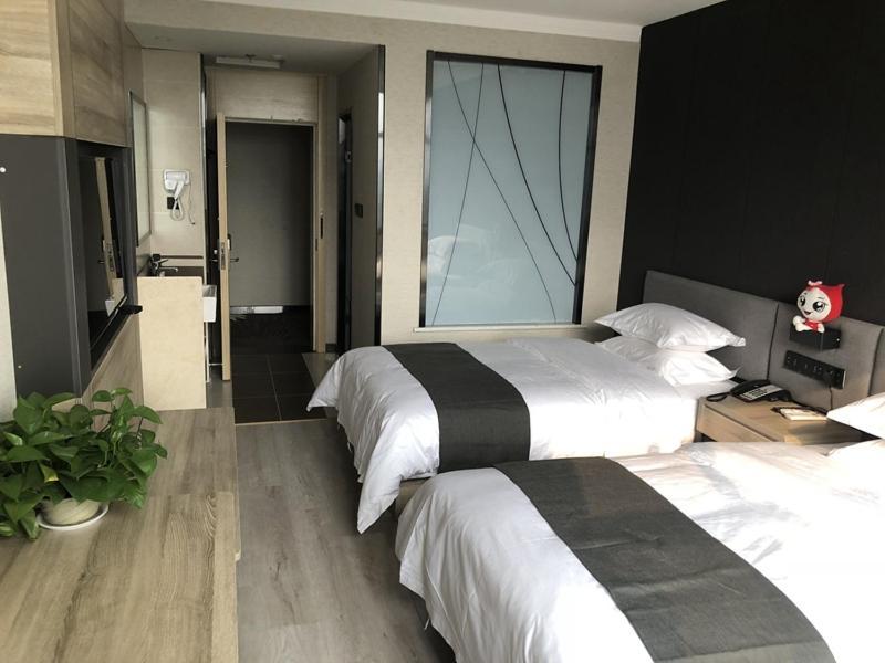 Thank Inn Plus Hotel Hebei Shijiazhuang Yuhua District Of Hebei Normal University Exterior foto